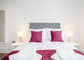 Roomspace Apartments -The Legacy 2