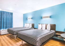 Americas Best Value Inn Beeville 5