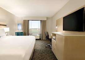 Holiday Inn BLOOMINGTON - NORMAL by IHG 5