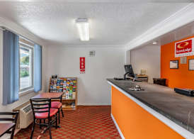 Econo Lodge Lee - Great Barrington 3