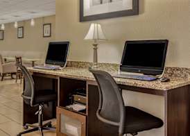 La Quinta by Wyndham Bonita Springs Naples North 2