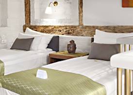 SuperB Luxury Suites 4