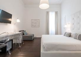 PLEY Cagliari Boutique Suites 3