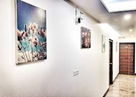 Hotel Aerocity Purple Orchid 3