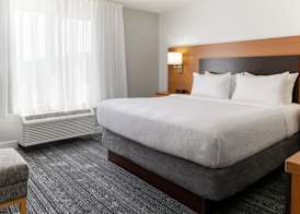 TownePlace Suites by Marriott Erie 3