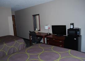 Super 8 by Wyndham Warner Robins 4