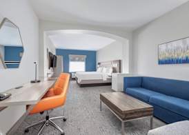 Holiday Inn Express & Suites DALLAS W - I-30 COCKRELL HILL by IHG 5