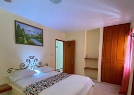 Hostal Solymar 4
