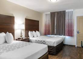 Downtown Hollywood Gardens Inn & Suites 3