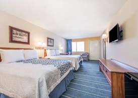 Days Inn by Wyndham Bryan College Station 5