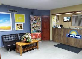 Days Inn by Wyndham Byron 2