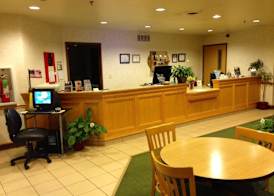 Super 8 by Wyndham Ava 4