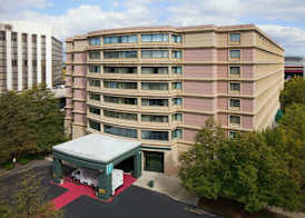 Embassy Suites by Hilton Chicago O'Hare Rosemont 4