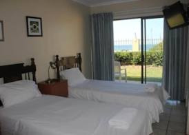 Glenashley Beach Accommodation - B&B and Backpackers 4