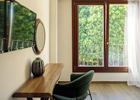 Arthur Suites in Old Town 4