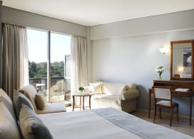 Golden Sun Hotel 3
