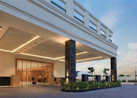 DoubleTree By Hilton Bengaluru Airport 4