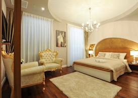 Silver & Gold Luxury Rooms 4