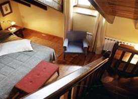 Hotel LLanos del Hospital 5