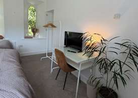 The School Cottage 4
