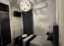 Hostal Inter Plaza Mayor AUTO CHECK IN 4