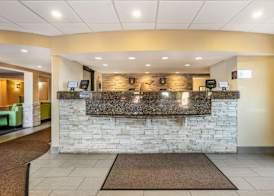 Comfort Inn & Suites East Hartford - Hartford 2