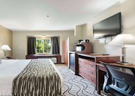 SureStay Plus Hotel by Best Western Rocklin 5