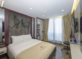 Heaven Premium Hotel Restaurant & Airport Shuttle 5