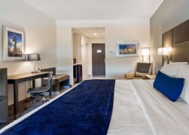 Best Western Plus Roland Inn & Suites 4