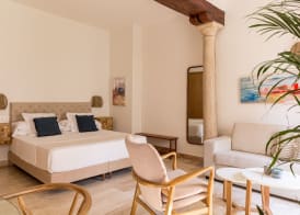 Puerta Catedral Apartments 4