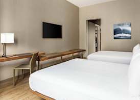 AC Hotel by Marriott San Francisco Airport/Oyster Point Waterfront 5