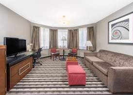 Ramada by Wyndham Springfield North 5