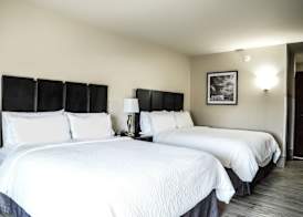 Lucille's Hotel, Restaurant, & Bar 5