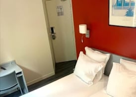Hipotel Belgrand Edith Piaf 5