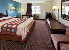 Super 8 by Wyndham Heath/Newark 3