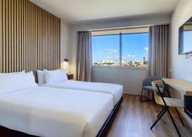 room Select Porto 4