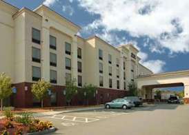 Hampton Inn & Suites Manchester-Bedford 3