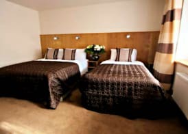 Blooms Hotel 2