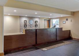 Suburban Studios Arlington Heights – Elk Grove 2