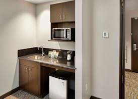 Wingate by Wyndham Hurricane WV 4