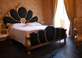 Pope's Suites 5