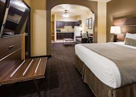 Best Western Plus Hill Country Suites 5