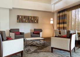 DoubleTree Suites by Hilton Nashville Airport 4