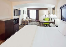 La Quinta by Wyndham Fowler 3