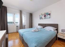 Villa Okruk-10 meters away from the beach 3