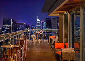 Novotel Saigon Centre 4