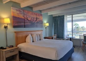 Days Inn & Suites by Wyndham Jekyll Island 5