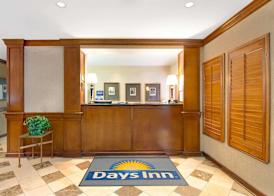Days Inn by Wyndham St. Louis/Westport MO 2