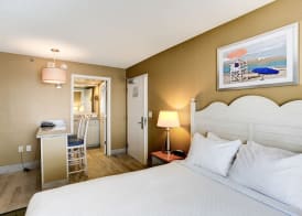 Boardwalk Resort and Villas 5