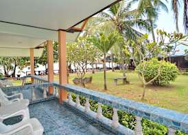Lanta Emerald Bungalow 2